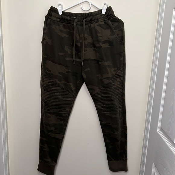 Urban ID Camo Army Drawstring Joggers Size Medium - Picture 2 of 11